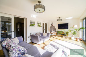 Photo 23- click for photo gallery